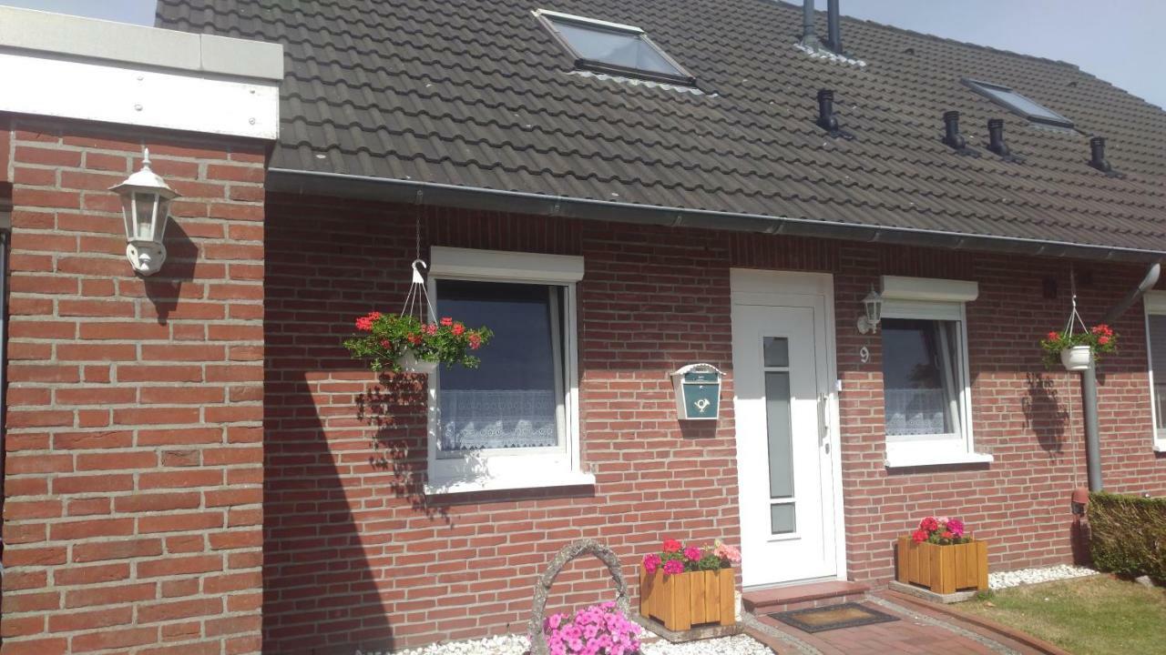 Ferienhaus "Buchfink" Berumbur Esterno foto